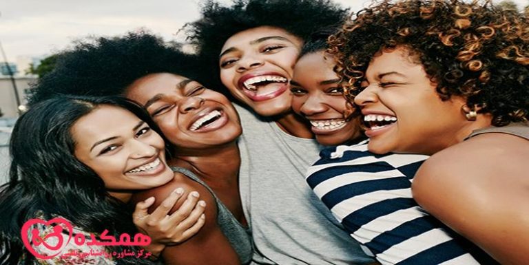 چطور با کسی که نمی شناسید دوست شوید؟ - همکده