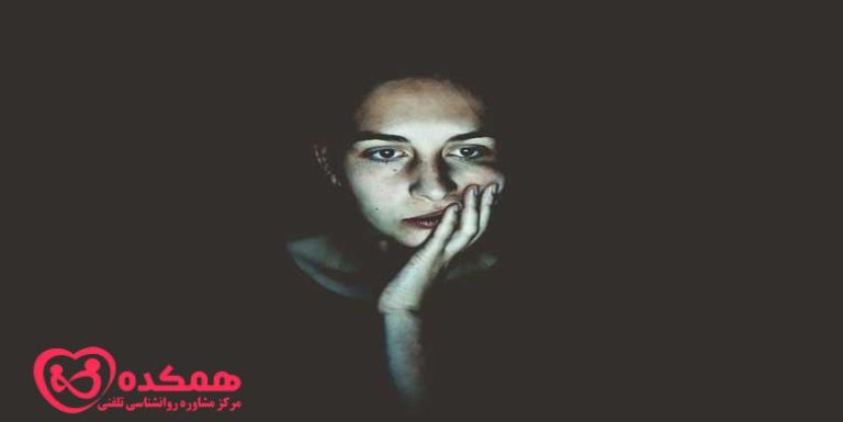 آیا دلزدگی و افسردگی به هم ربط دارند؟ | همکده