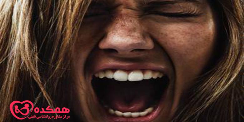 همه چیز در مورد فوبیا سخن هراسی