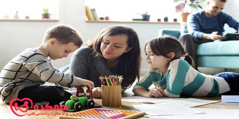 بهبود پویایی و ارتباطات خانوادگی | همکده