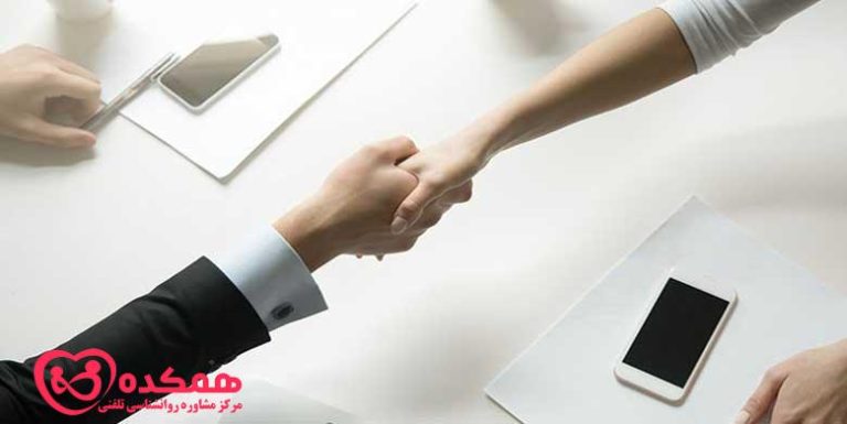 موافقت در روان شناسی | همکده