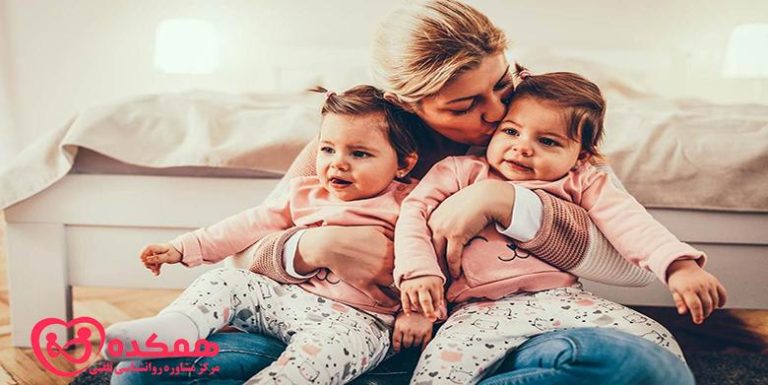 تاخیرهای گفتاری در چند قلو ها | همکده