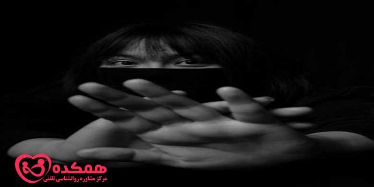 تغذیه اضطراب با رفتارهای ایمنی | همکده