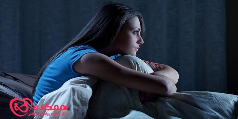 درمانگران چند راه برای مقابله با تنهایی و جلوگیری از افسردگی را توضیح می دهند