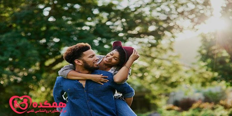 چند مورد از تفاوت بین دوست داشتن و عاشقی