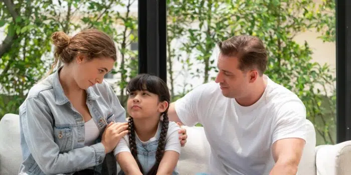 چرا میگن فرزندی که خیلی به والدینش توجه داره بچه وفاداریه؟